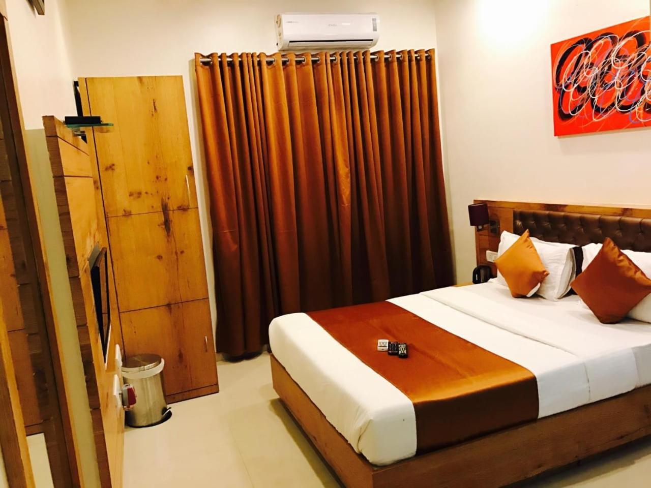 Hotel Grandeur-Near Mumbai International Airport Eksteriør billede